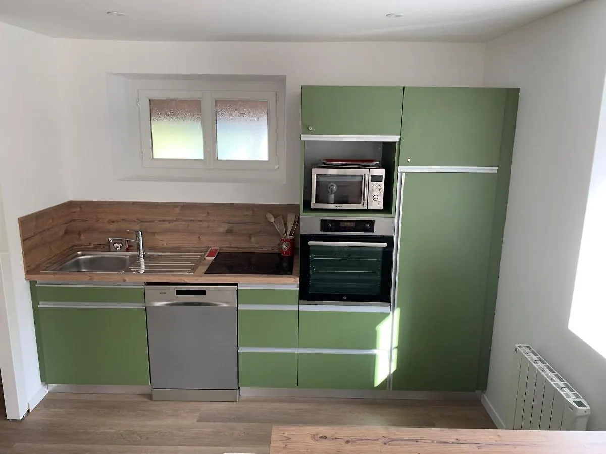 Charmant T3 Renove, 8 Pers, Proche Centre, Balcon Sud, Garage Pour Skis/Velos, Animaux Non Admis - Fr-1-761-4 Apartment