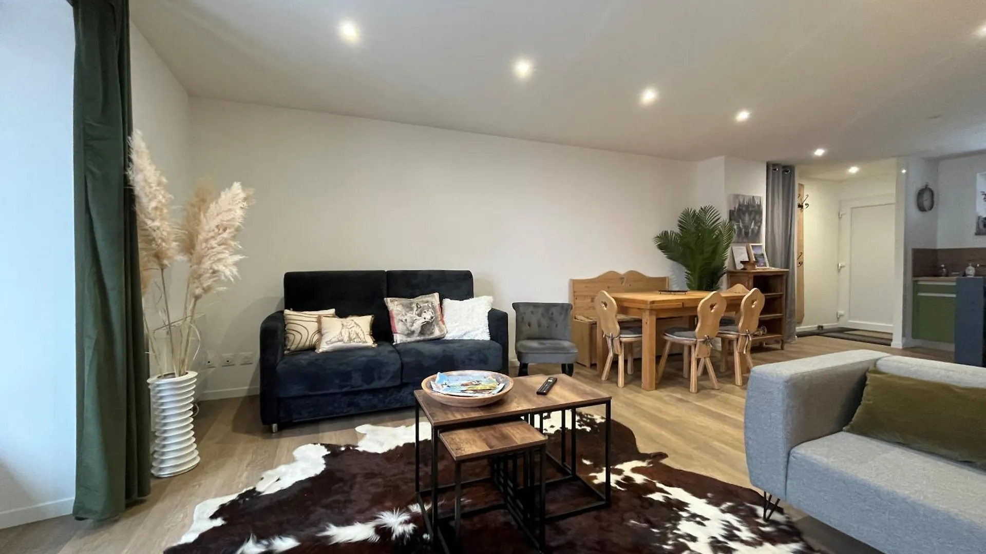 Charmant T3 Renove, 8 Pers, Proche Centre, Balcon Sud, Garage Pour Skis/Velos, Animaux Non Admis - Fr-1-761-4