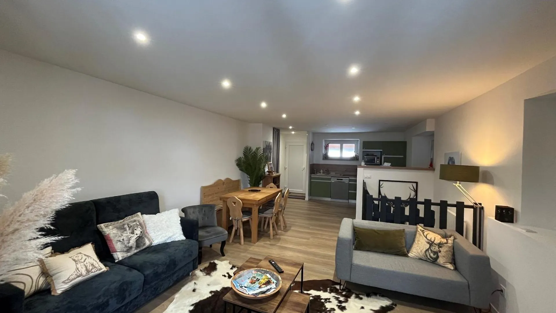 Charmant T3 Renove, 8 Pers, Proche Centre, Balcon Sud, Garage Pour Skis/Velos, Animaux Non Admis - Fr-1-761-4 0*, Villard-de-Lans France